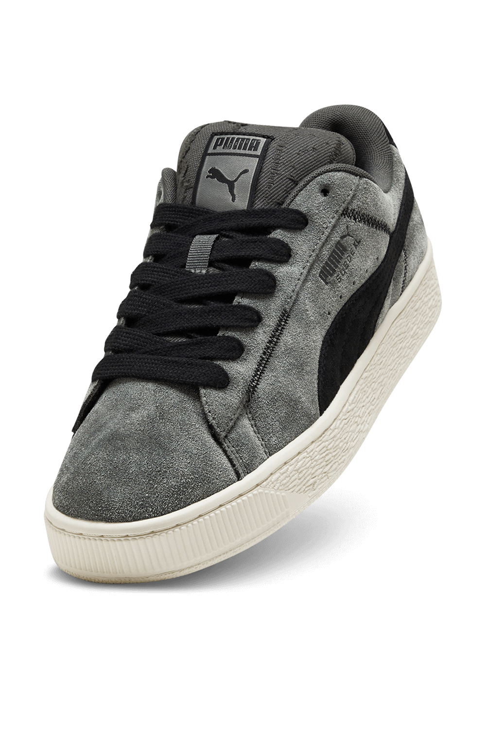 תמונת פנים של נעלי סניקרס סוויד XL