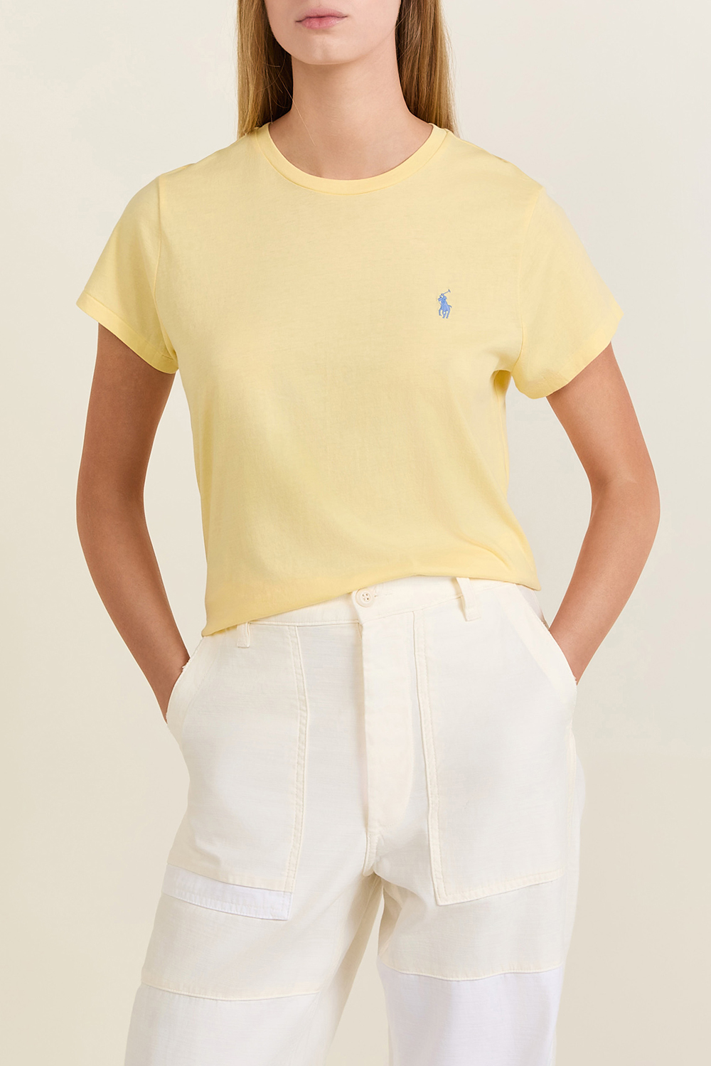 תמונת דוגמן קידמית של חולצת טי