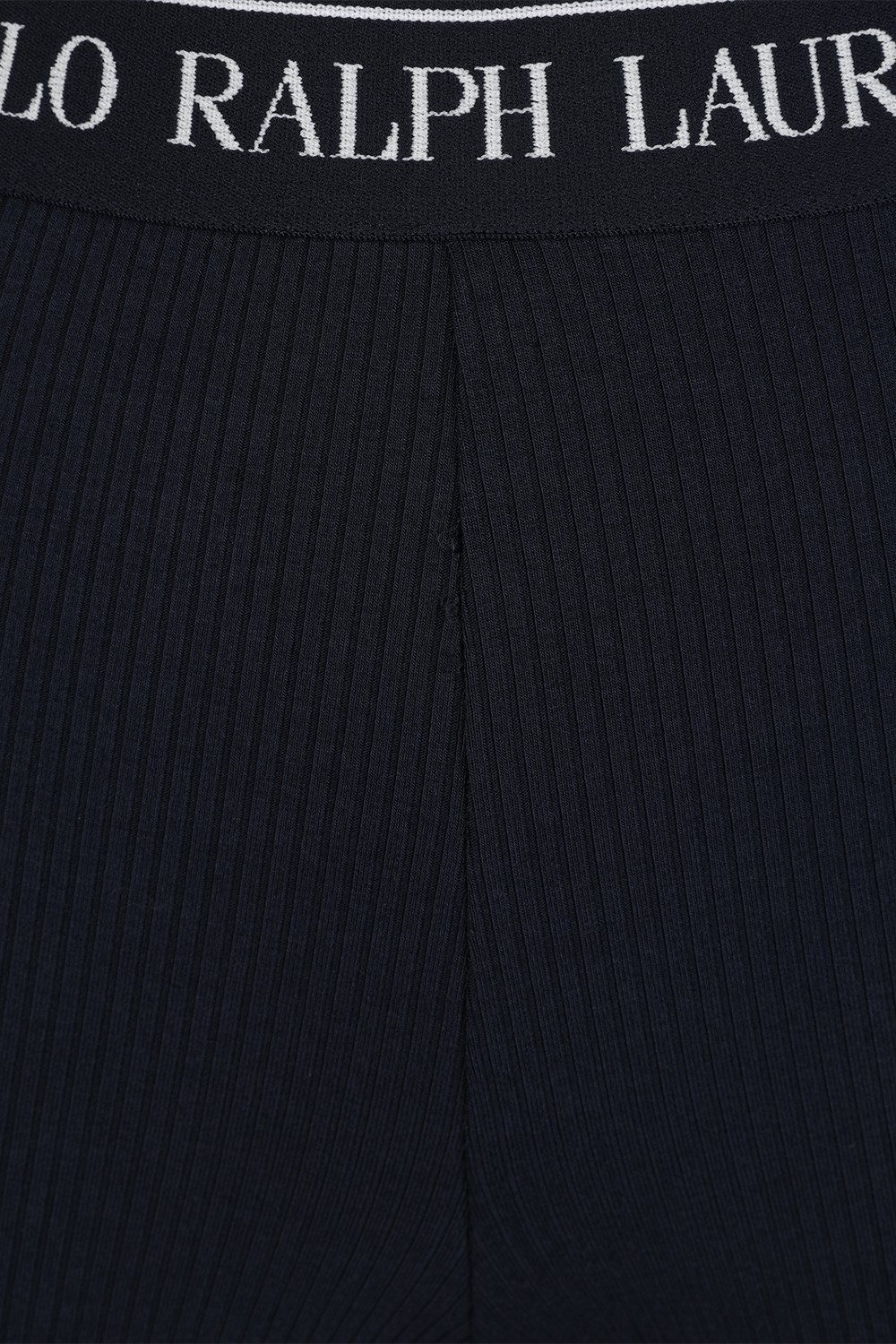 תמונה אחורית של בייקר שורטס אתלטיק בסריגת ריב