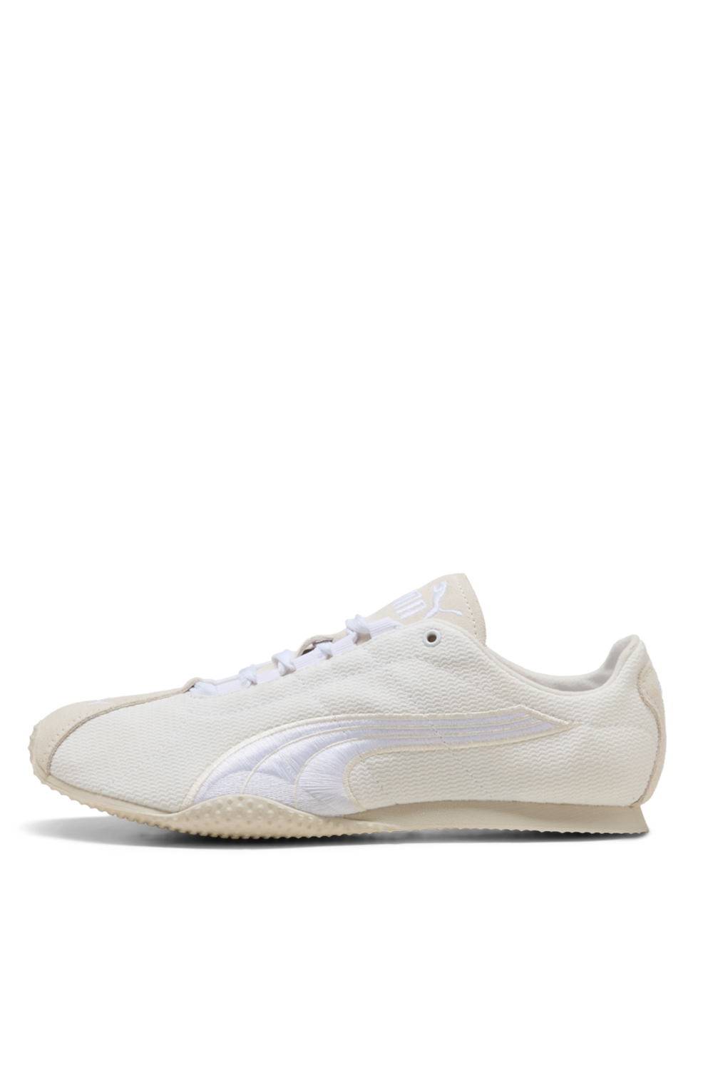 תמונה אחורית של נעלי סניקרס