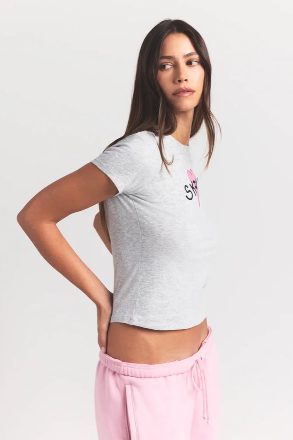 תמונת דוגמן אחורית של WORN IN JERSEY T-SHIRT