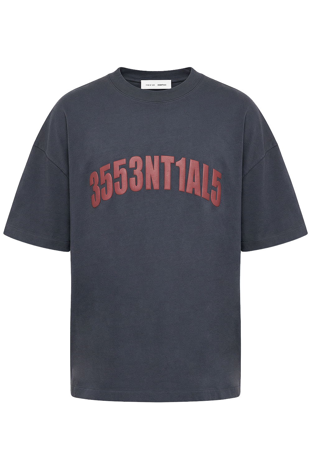 תמונה קידמית של חולצת טי אוברסייז