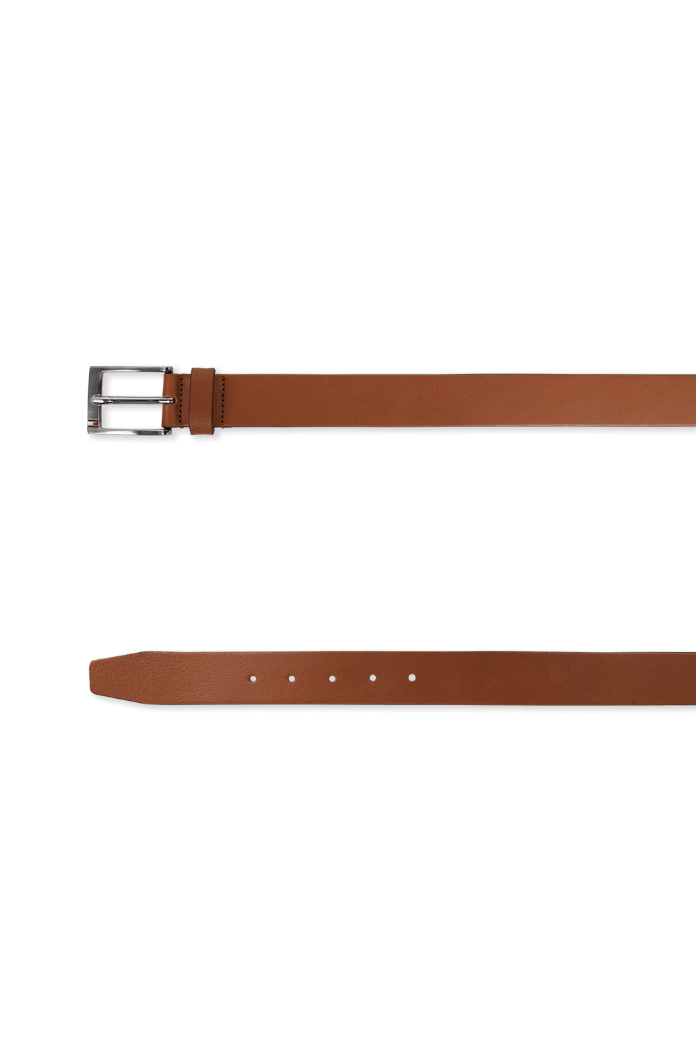 תמונה אחורית של חגורת עור עם אבזם מטאלי בגוון חום