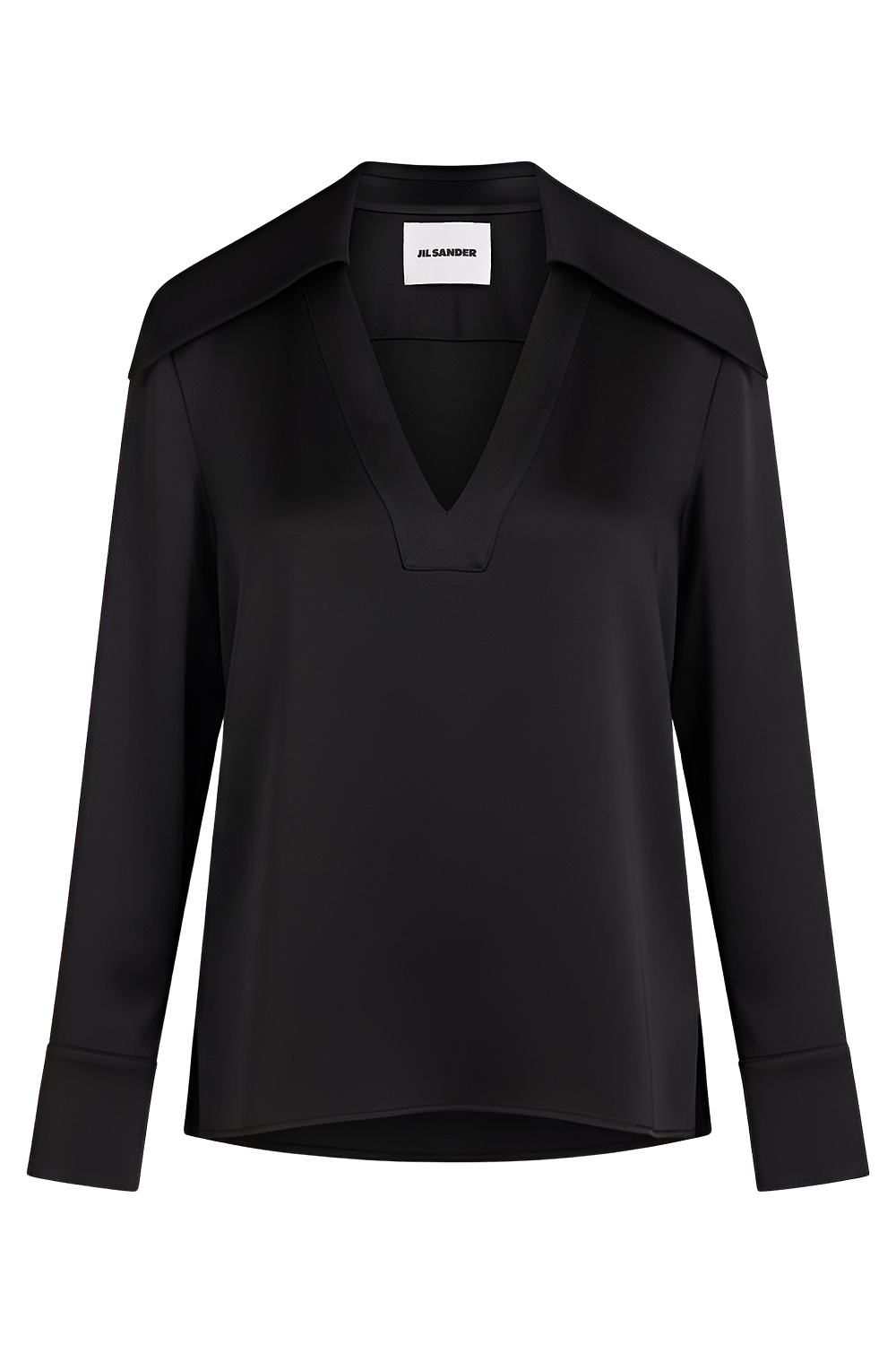 תמונה קידמית של חולצה עם צווארון פתוח