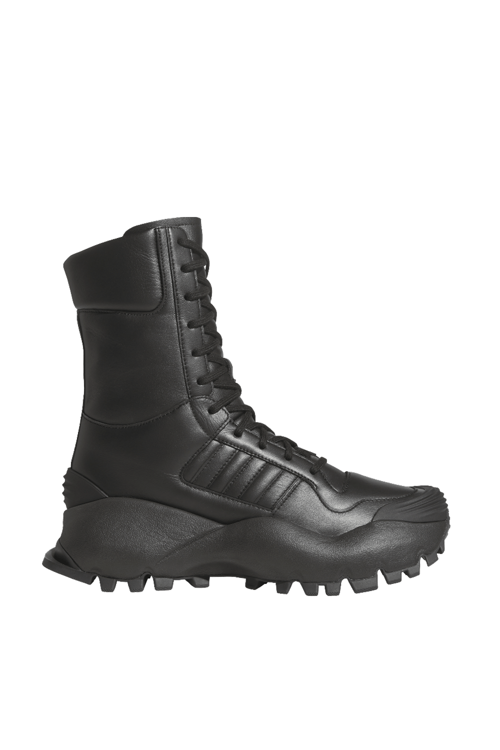 תמונה קידמית של מגפיים וילי צ'אווריה X אדידס