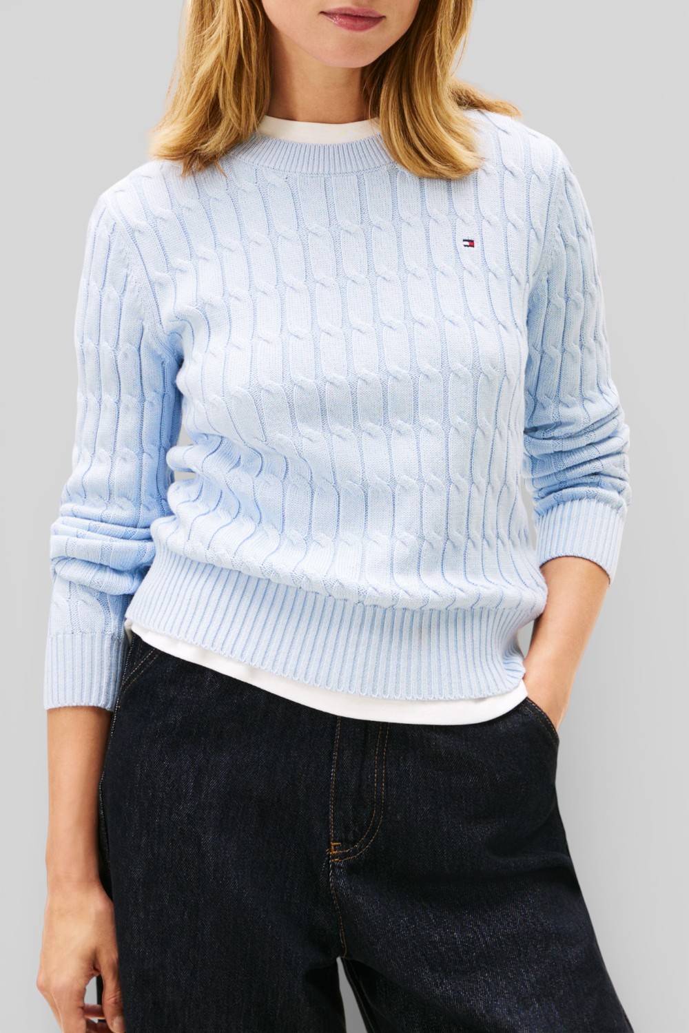 תמונת דוגמן קידמית של סריג