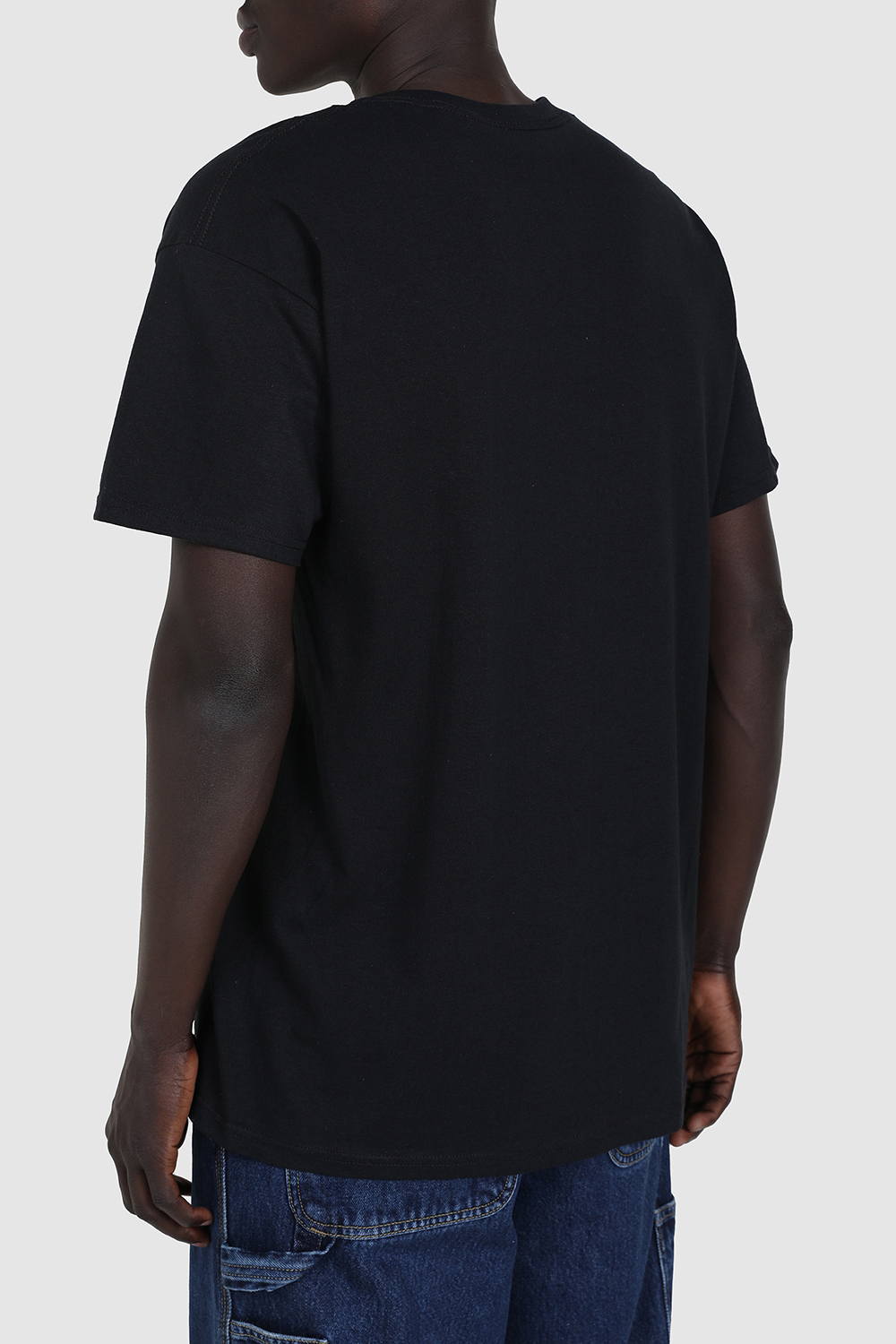 תמונת תקריב דוגמן של חולצת טי