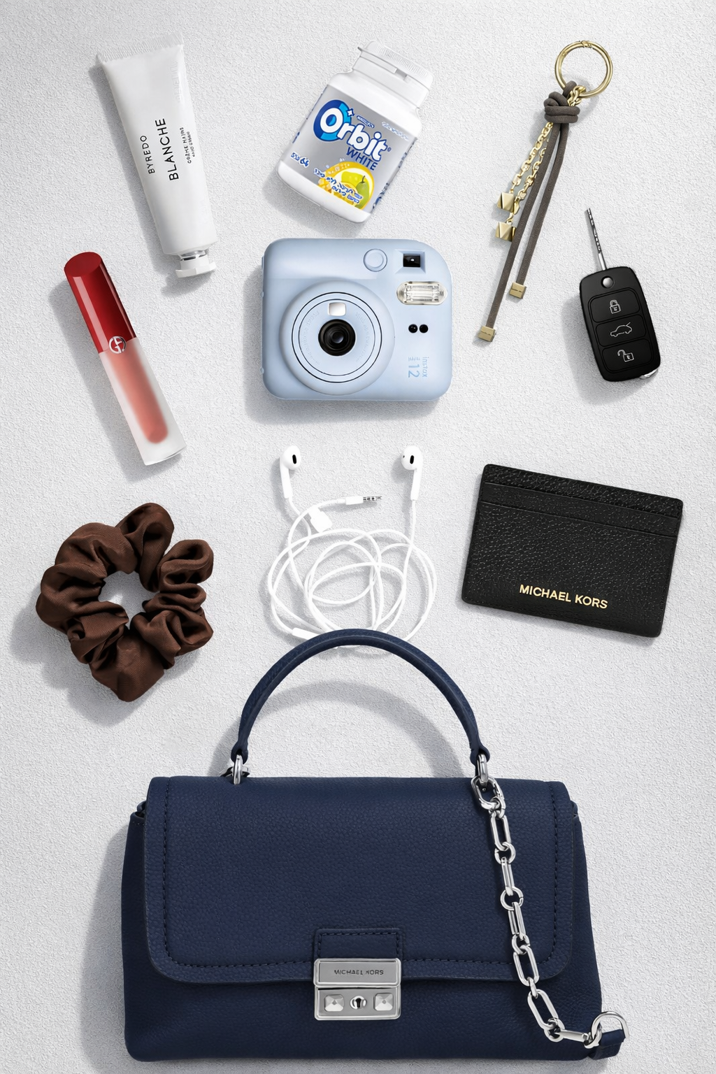 תמונת אווירה של תיק קרוסבודי טרבייקה במול