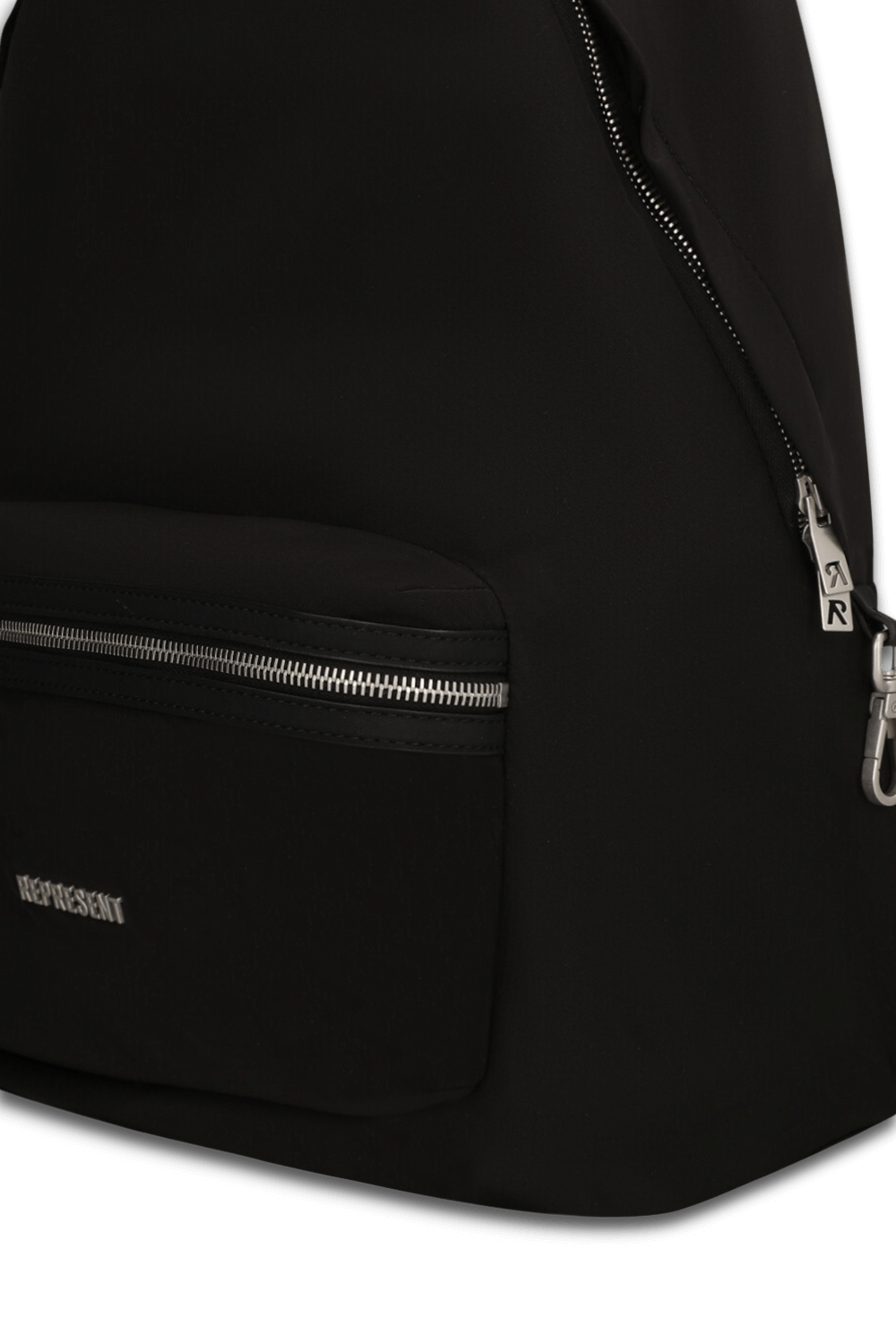 תמונת תקריב של תיק גב ניילון