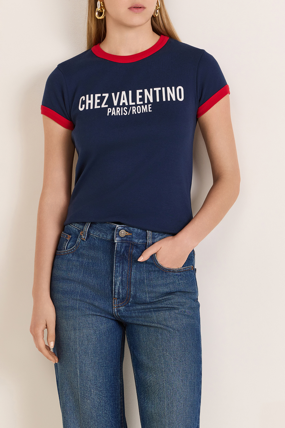 תמונת דוגמן קידמית של חולצת טי