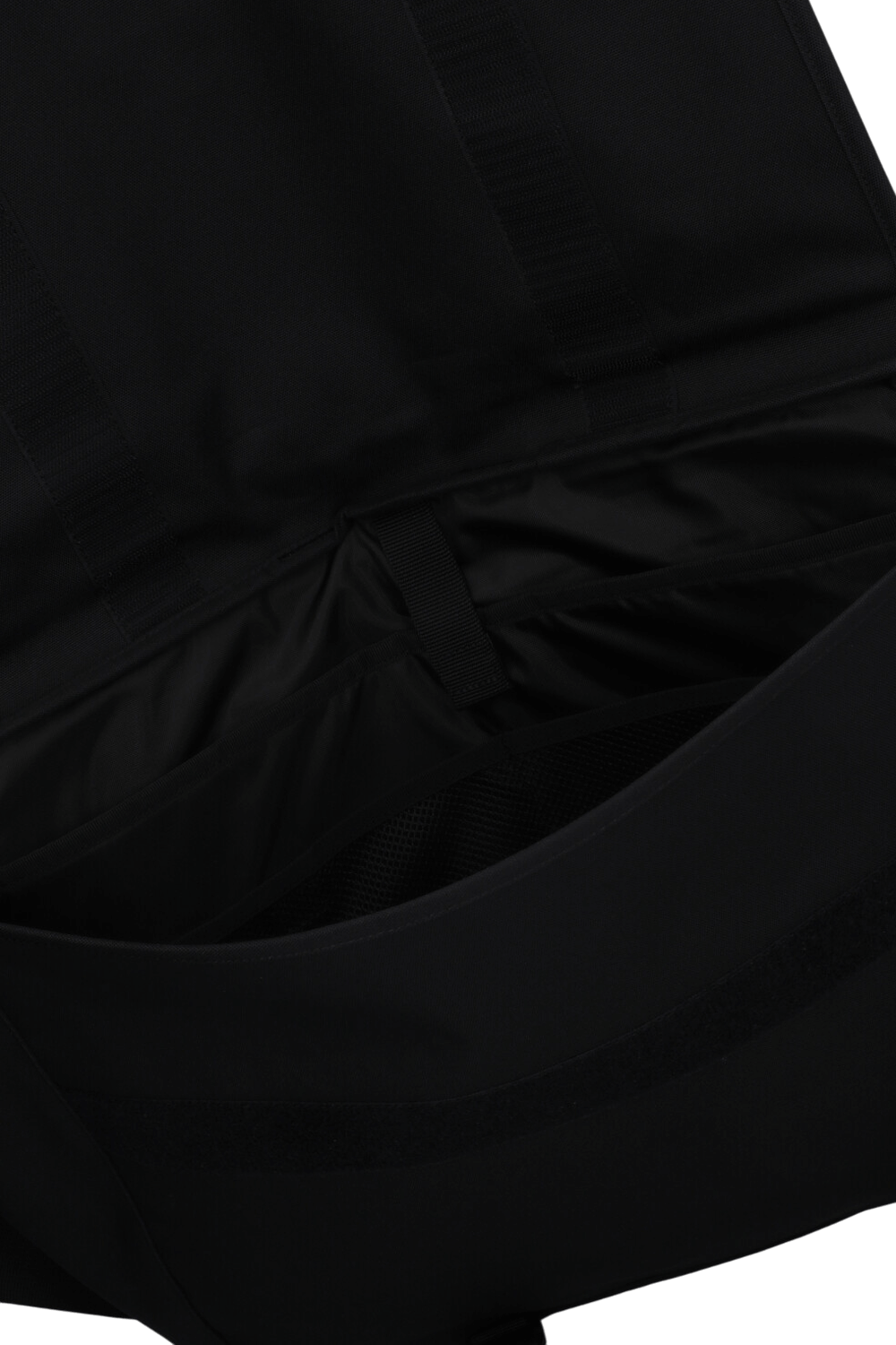 תמונת פנים של תיק נשיאה ללפטופ