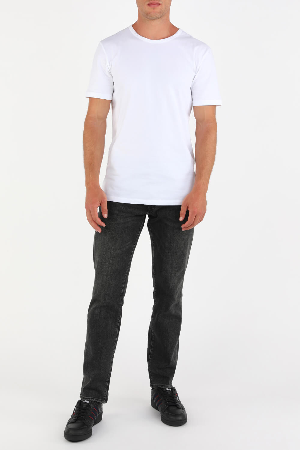 תמונת דוגמן קידמית של Continental 80 Stripes Shoes in Black