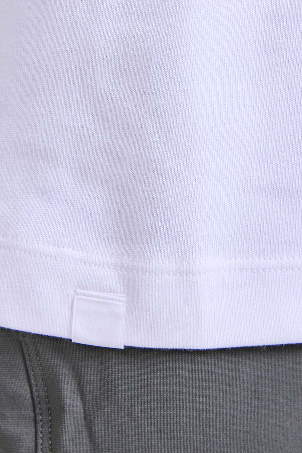 תמונת תקריב דוגמן של Heavyweight Cotton Jersey T-Shirt