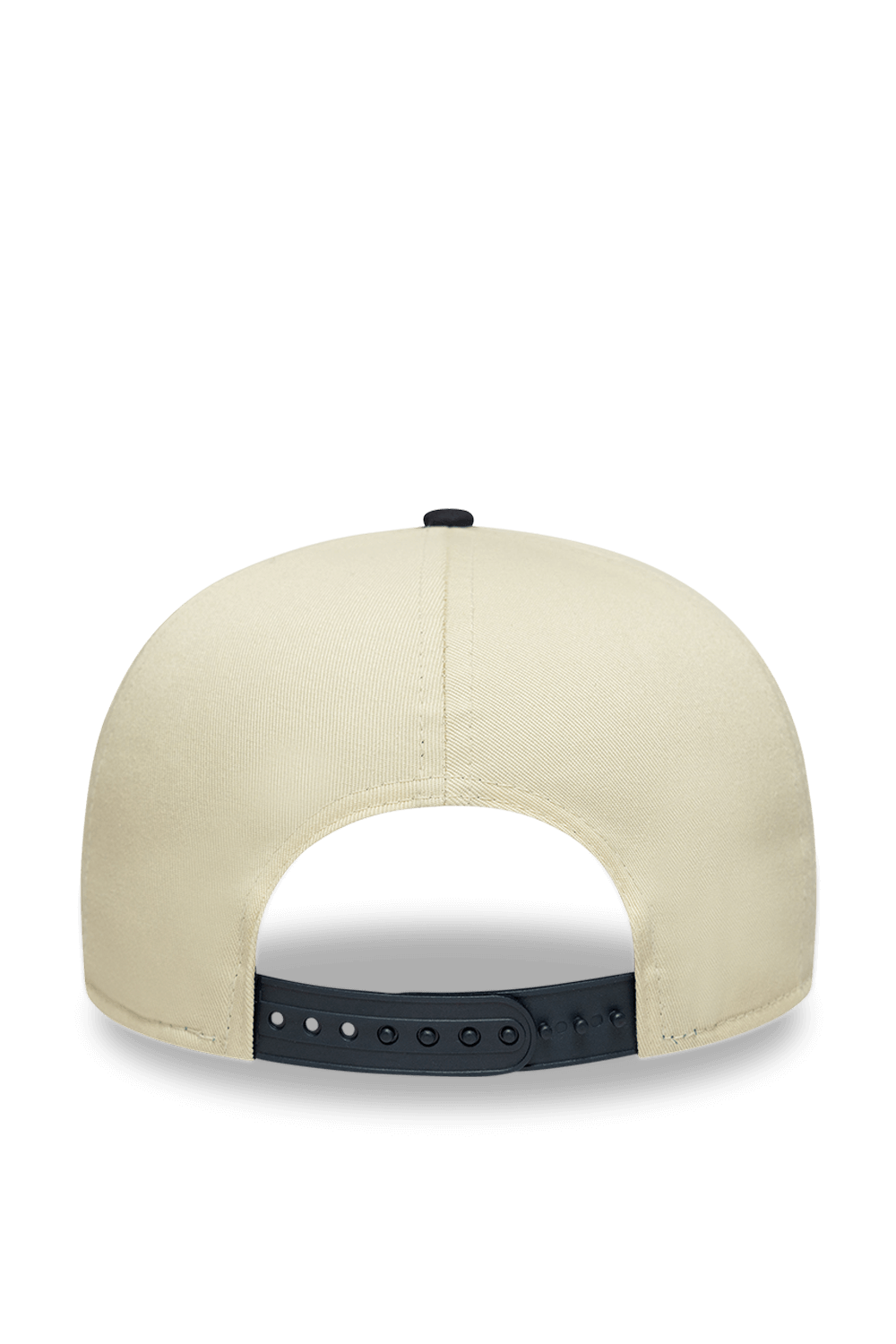 תמונה אחורית של כובע מצחייה