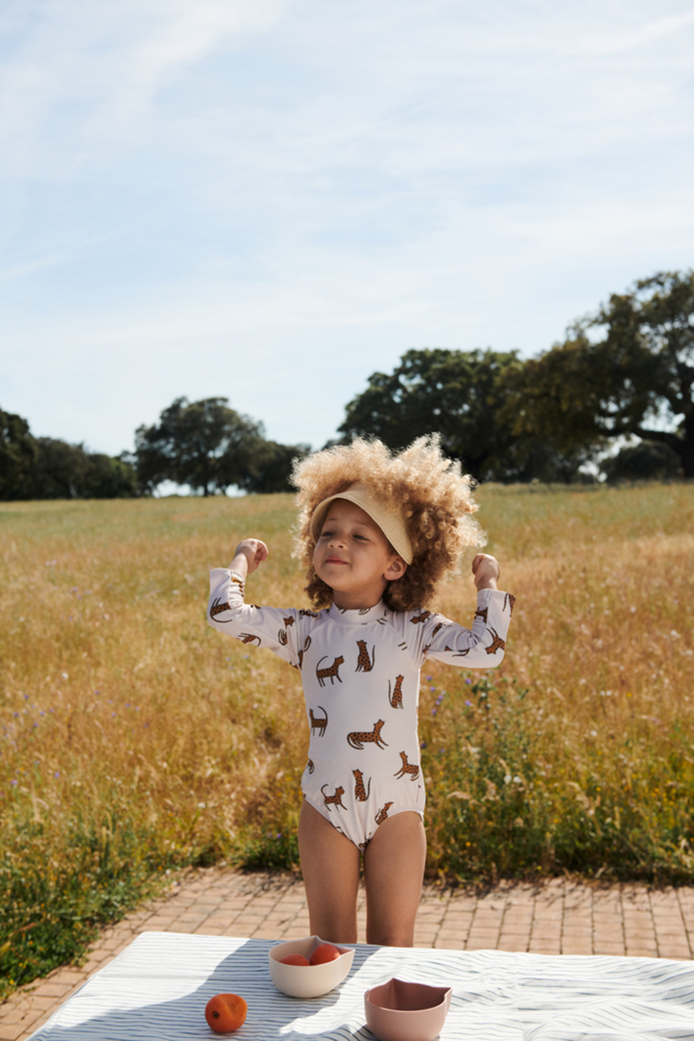 תמונת אווירה של חליפת בגד ים- גילאי 1-6 חודשים