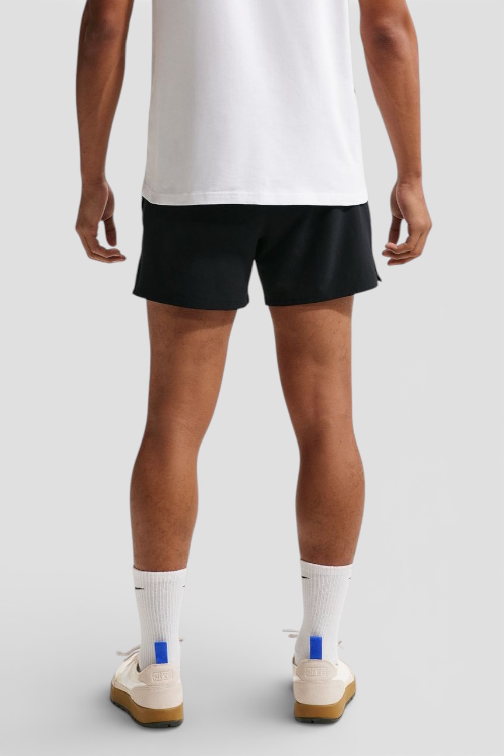 תמונת דוגמן אחורית של מכנסיים קצרים נייקי X טום סאקס