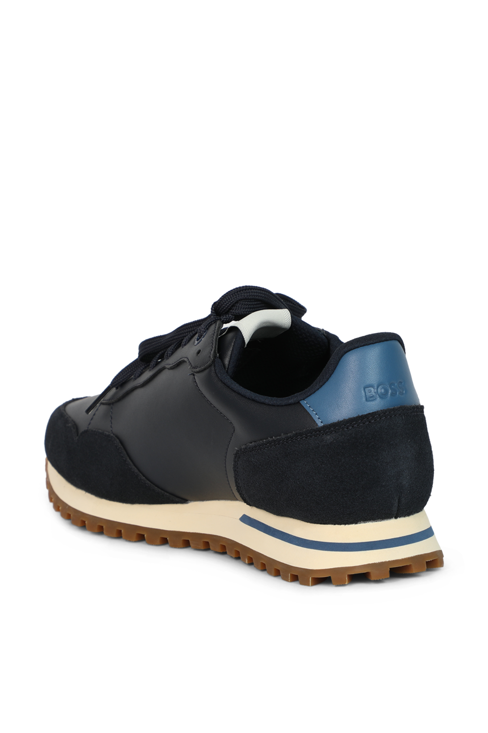 תמונה אחורית של נעלי סניקרס פארקור