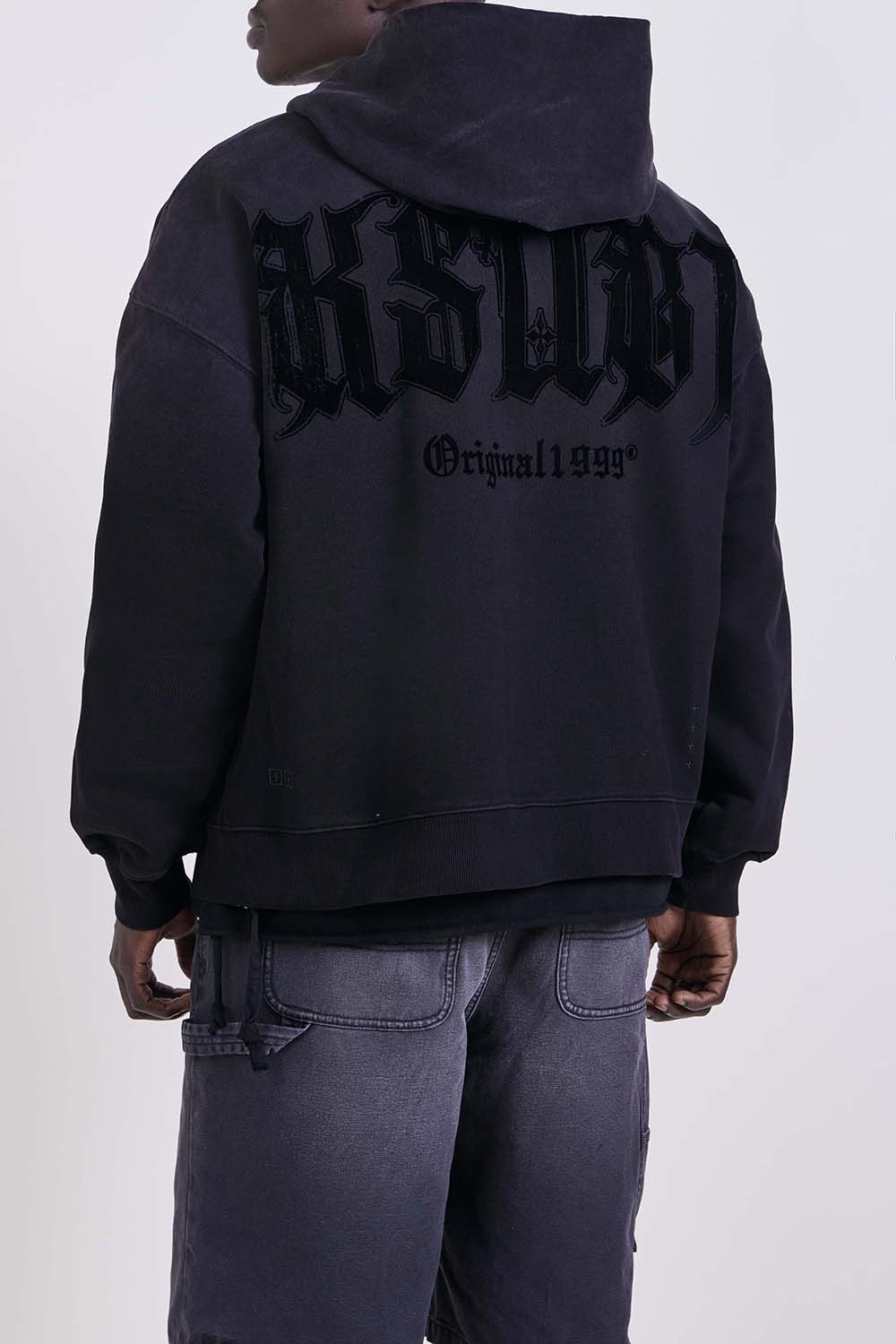 תמונת דוגמן אחורית של קפוצ'ון אוברסייז