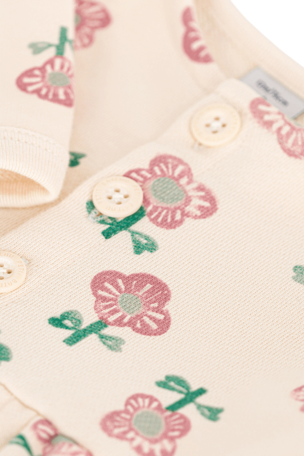 תמונת תקריב של שמלה ארוכה - גילאי 6-12 חודשים