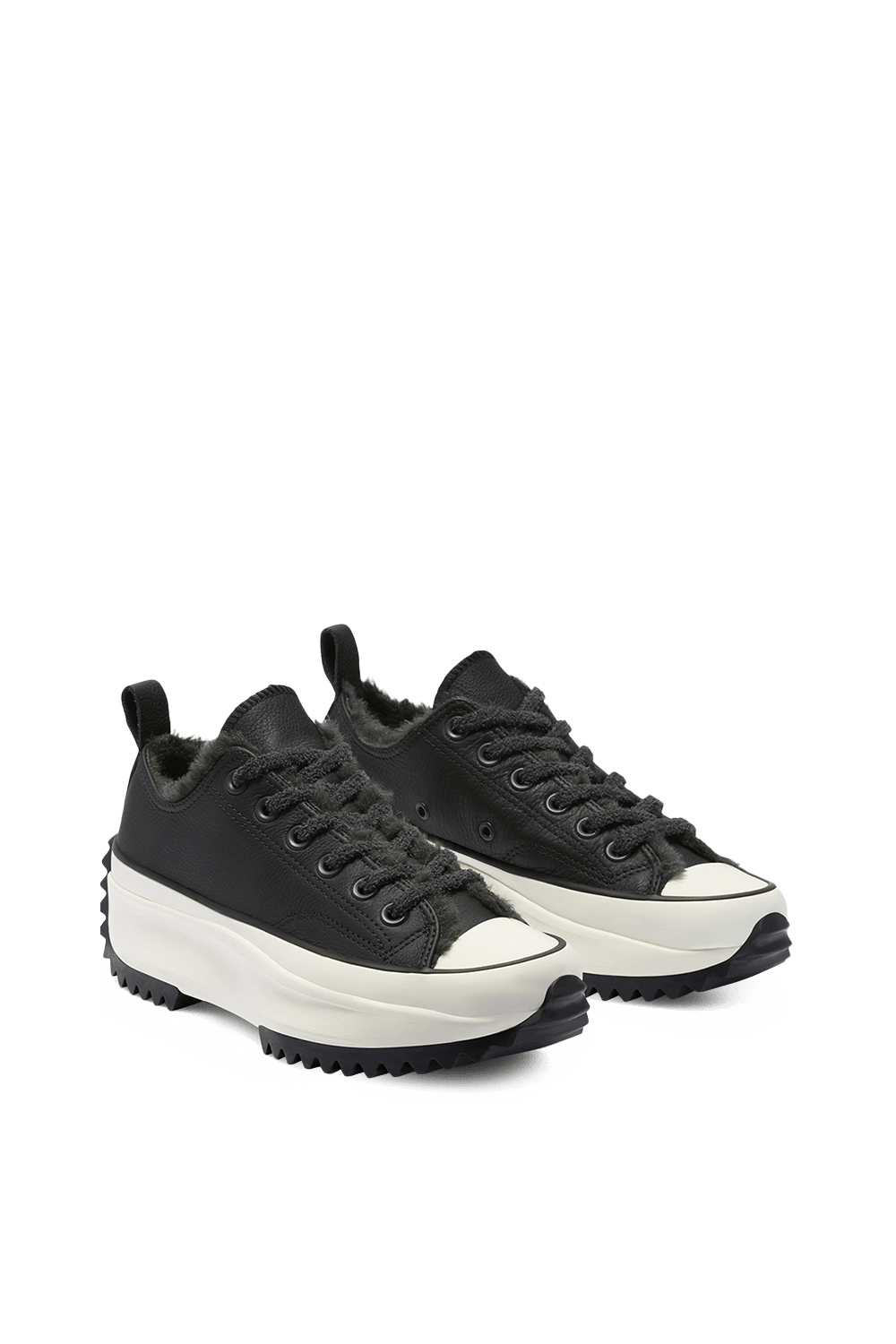 תמונה אחורית של Cozy Club Run Star Hike Low Top in Black
