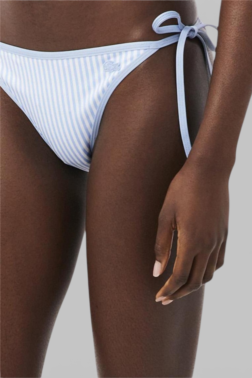 תמונת תקריב דוגמן של תחתון בקיני