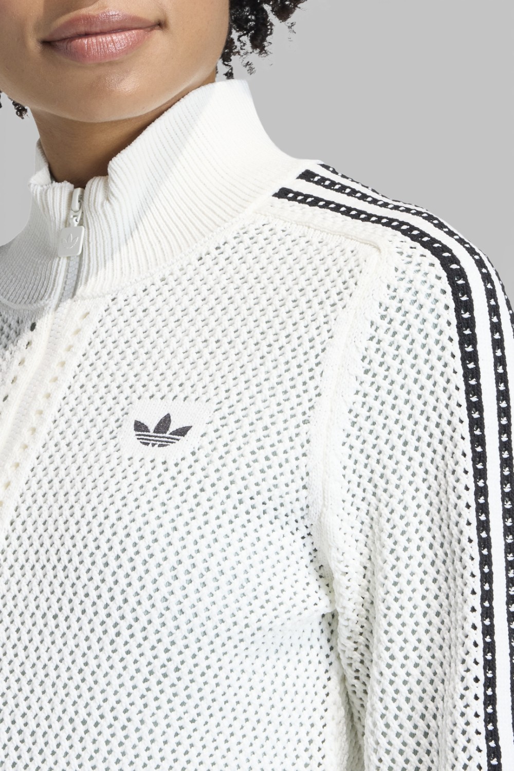 תמונת תקריב דוגמן של ז'קט קרושה