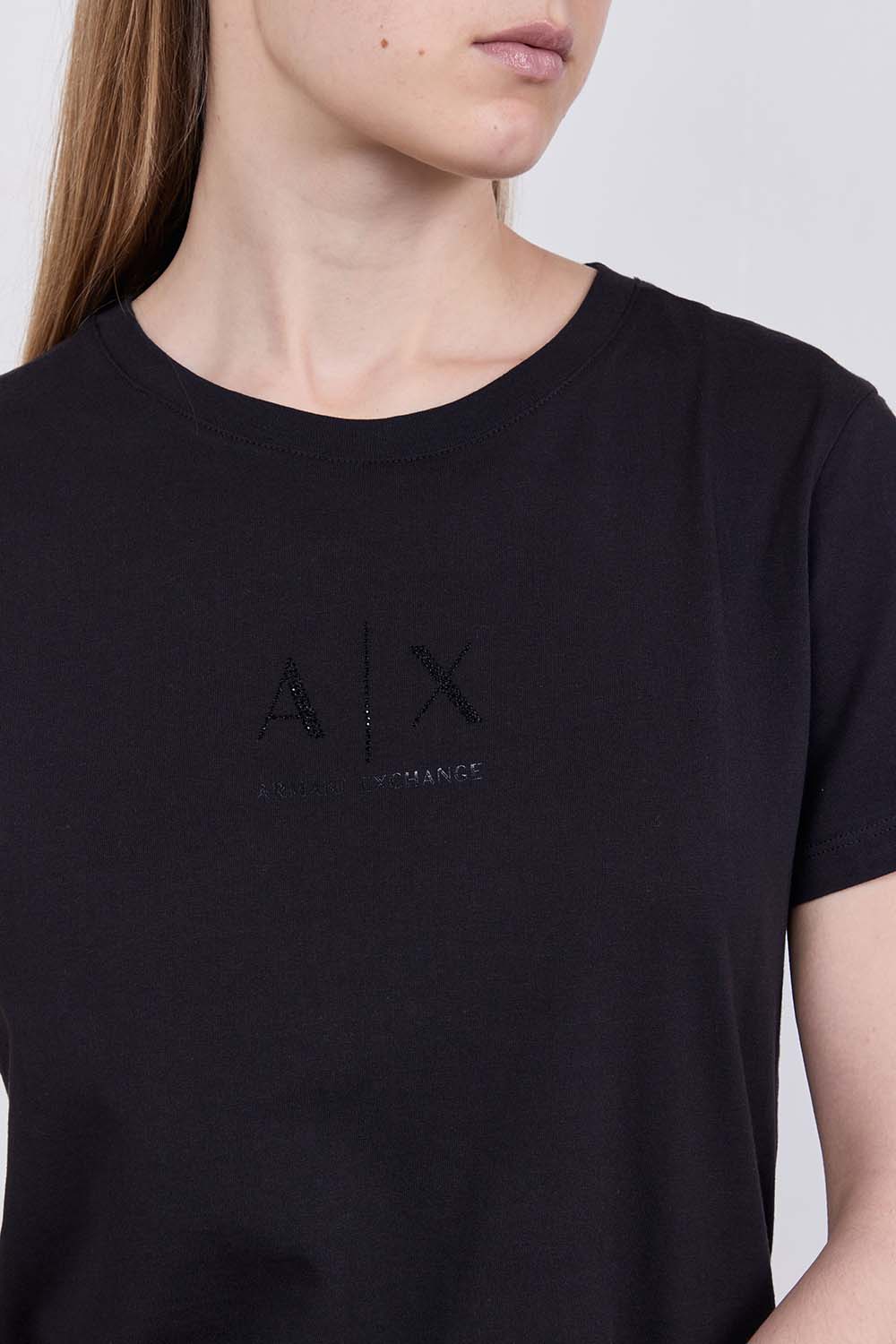 תמונת תקריב דוגמן של חולצת טי