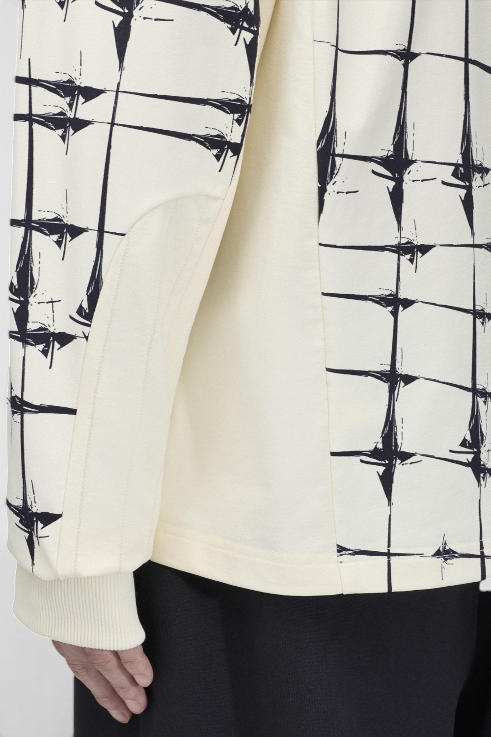 חולצת טי שרוול ארוך אדידס X ת&rsquo;אג קלאב