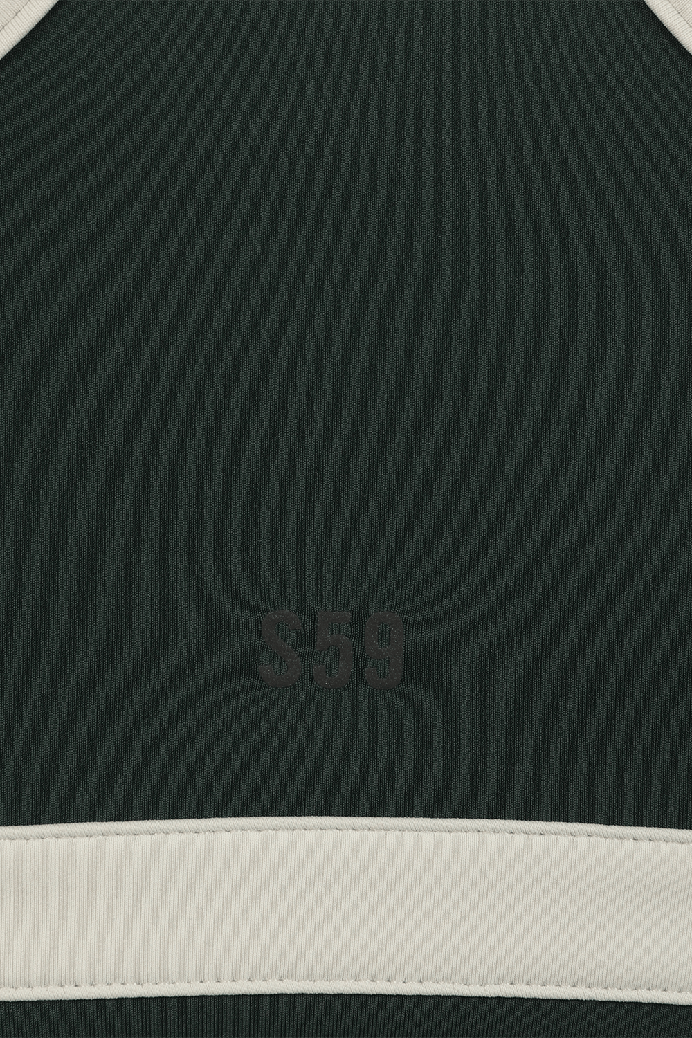 תמונת תקריב של טופ ספורט דבן אקולוגי