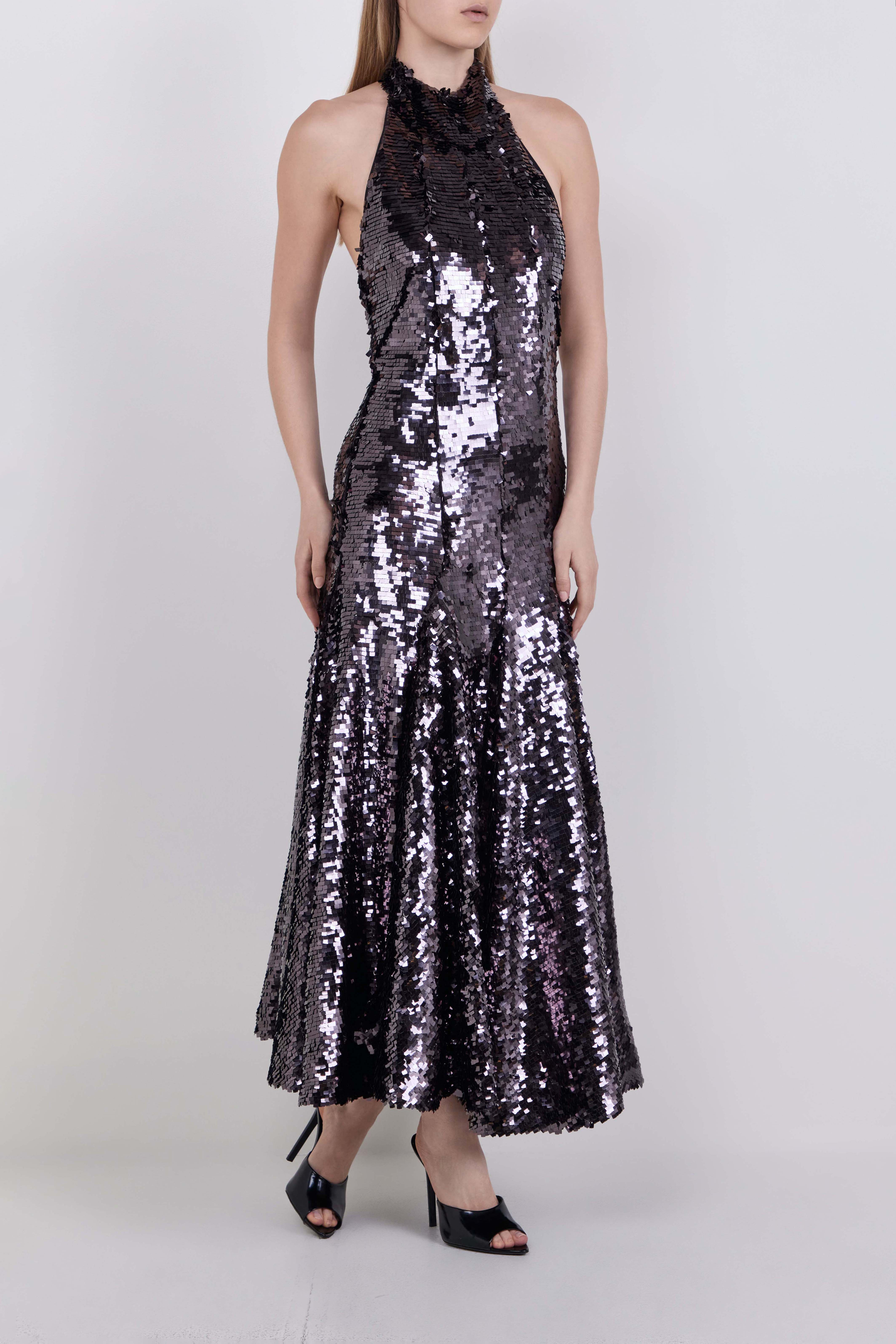 תמונת דוגמן קידמית של שמלת מידי פאייטים