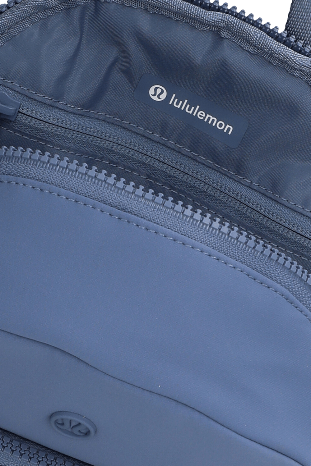 תמונת פנים של Knit Nylon Micro Backpack 4L