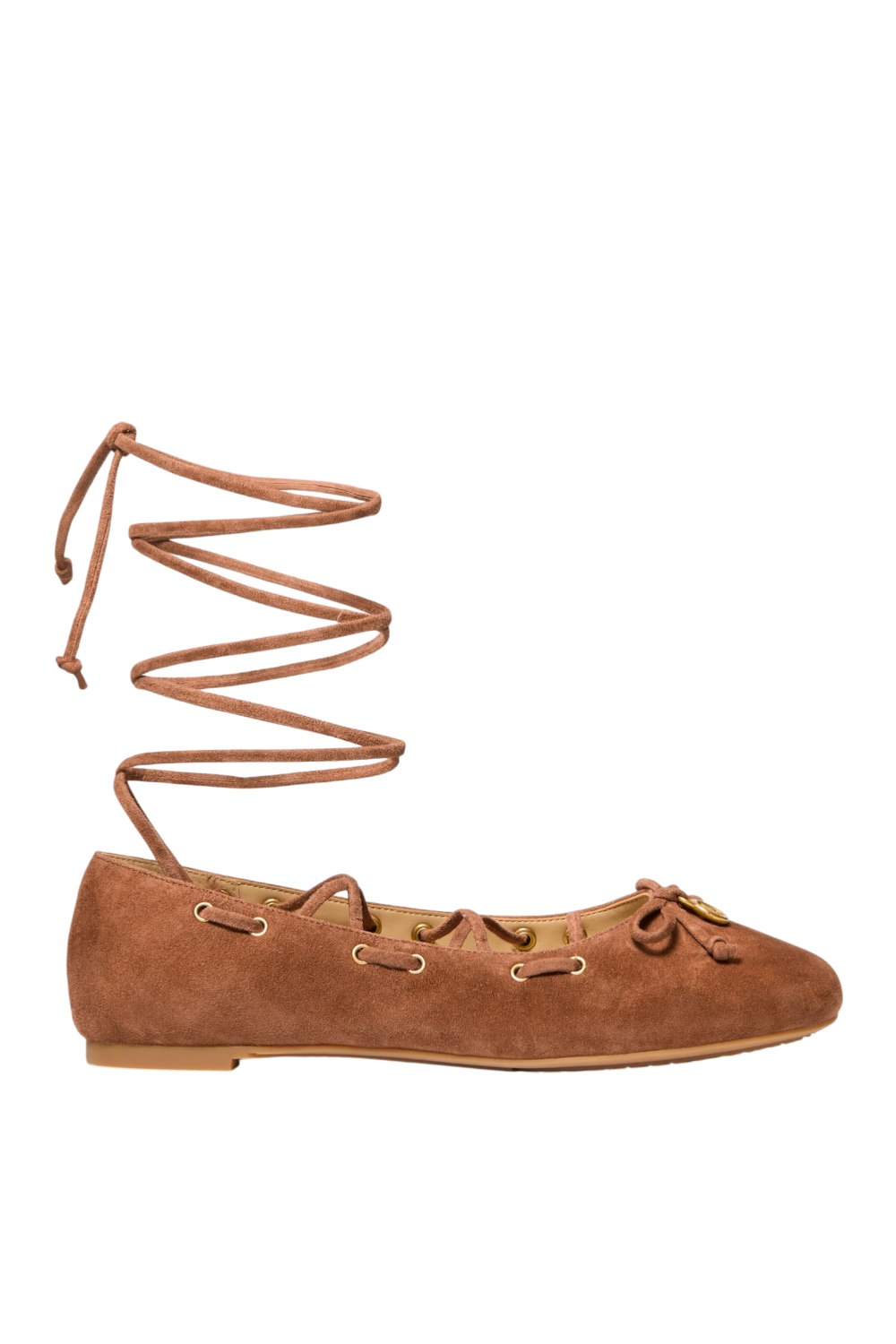 תמונה קידמית של נעלי בובה