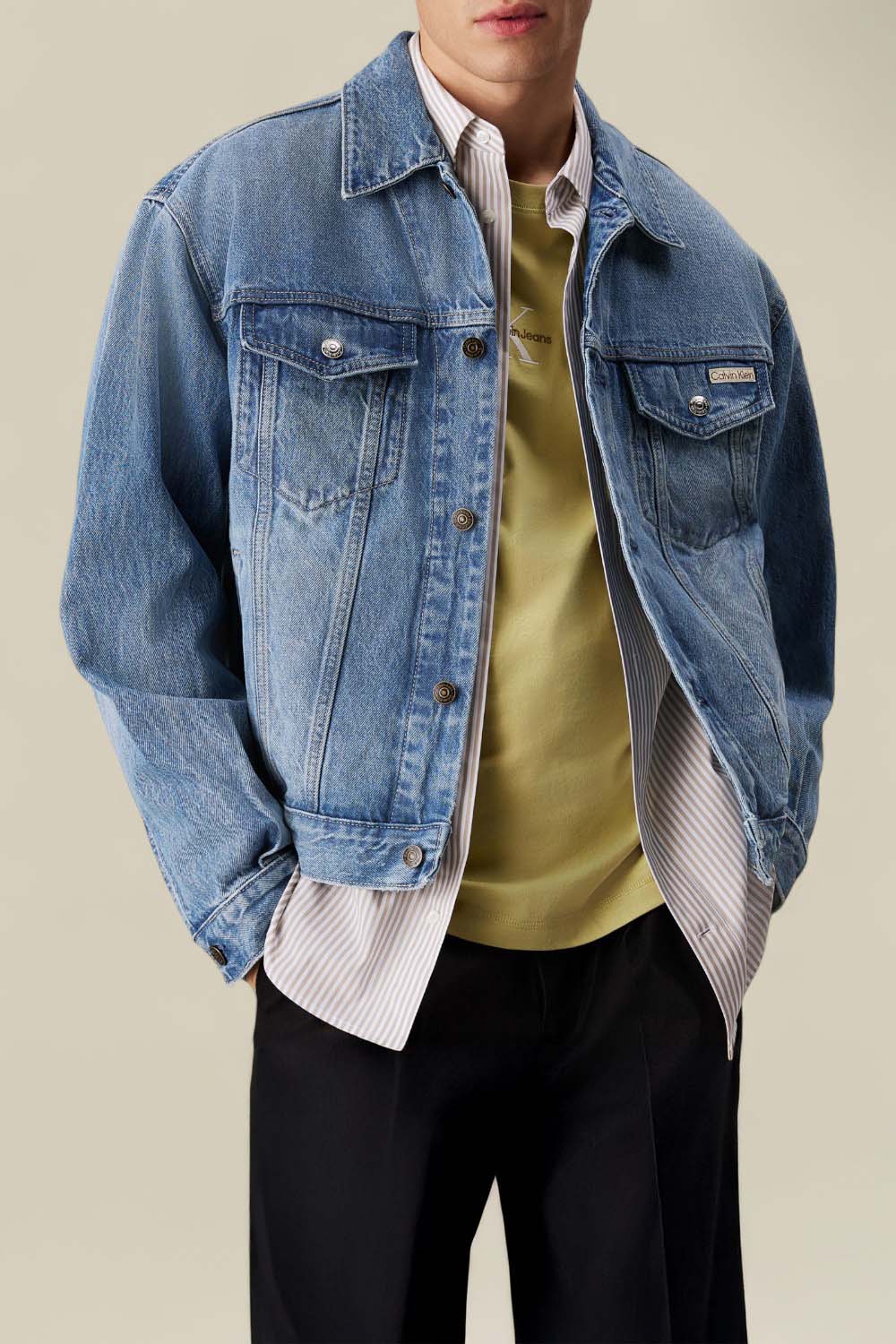 תמונת דוגמן קידמית של ז'קט ג'ינס 90