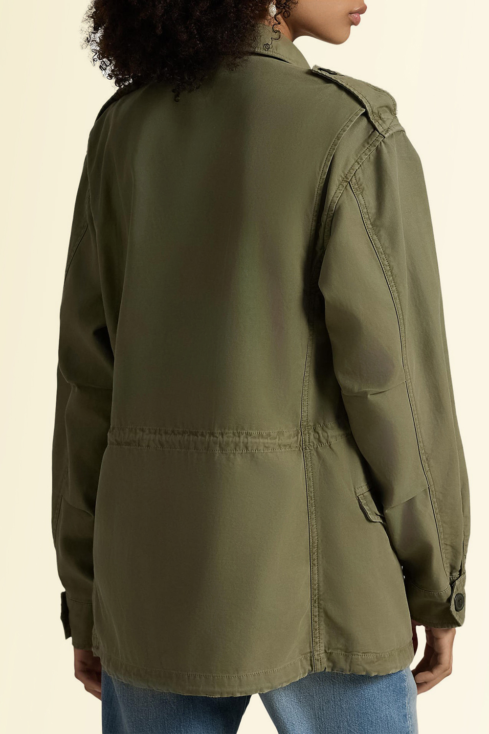 תמונת דוגמן אחורית של ז'קט כותנה