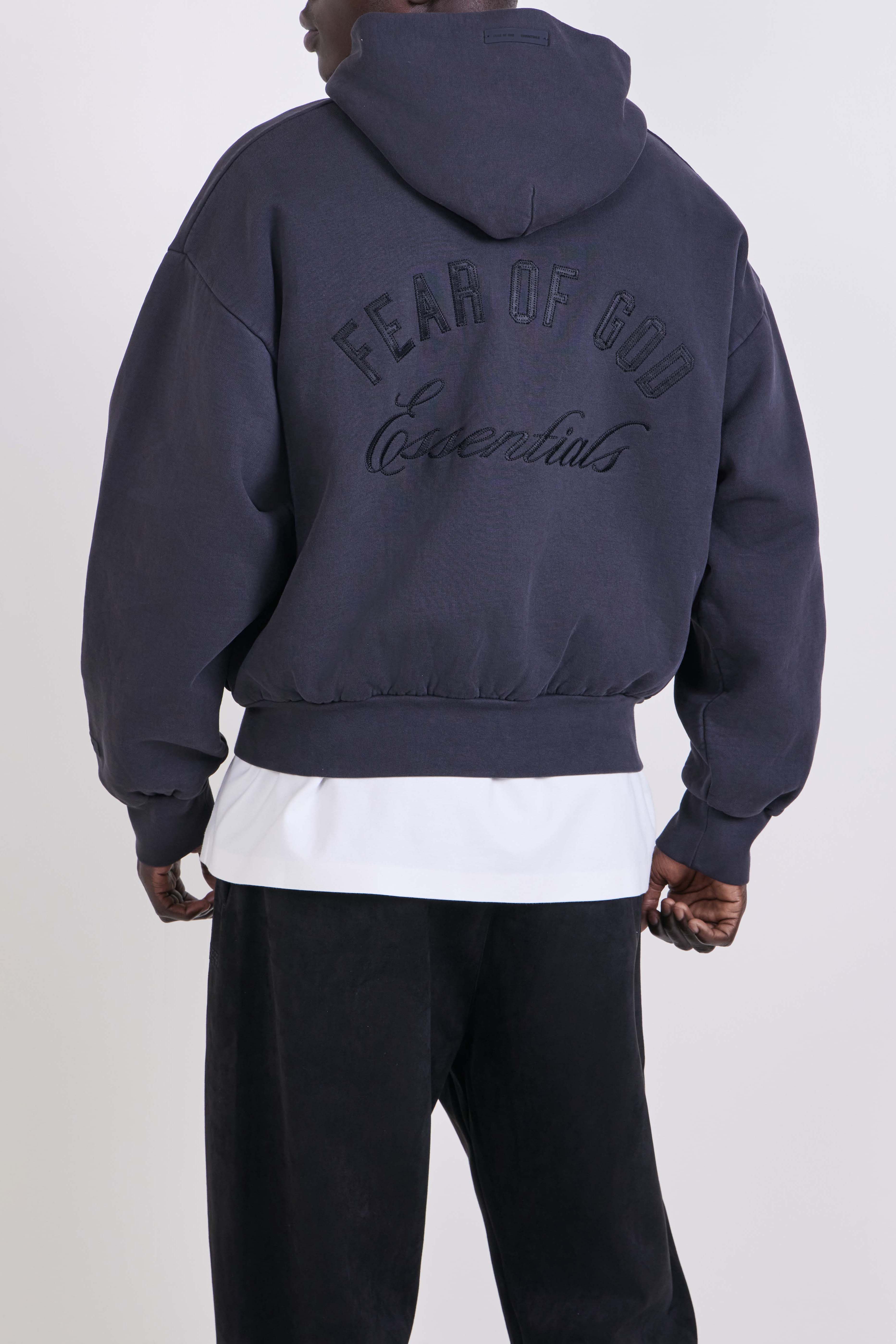 תמונת דוגמן אחורית של ז'קט קפוצון