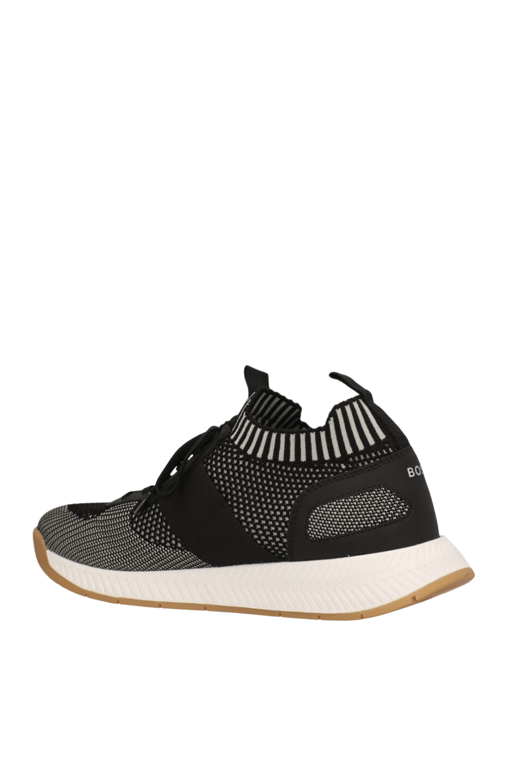 תמונה אחורית של נעלי סניקרס