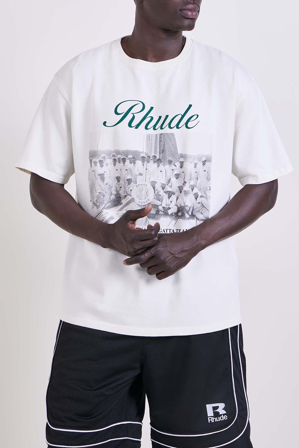 תמונת דוגמן קידמית של חולצת טי