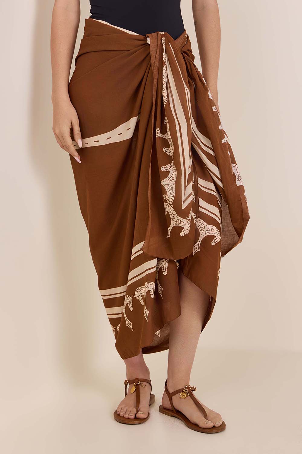 תמונת דוגמן קידמית של פראו דקלים