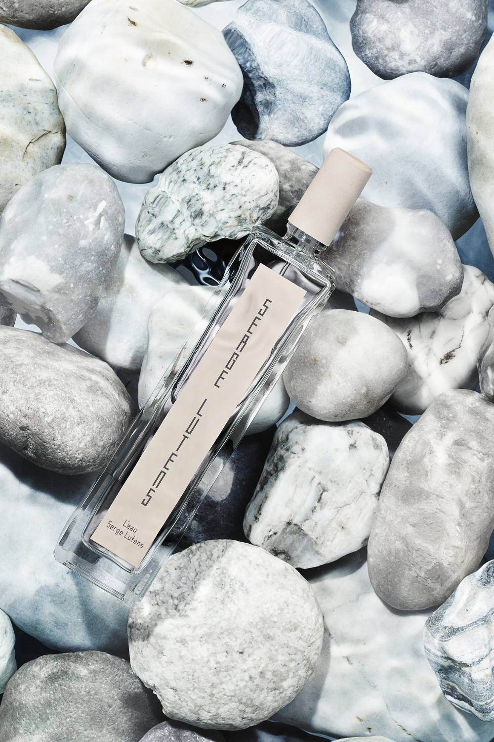 תמונת תקריב של Matin Lutens L'eau Serge Lutens Eau de Parfum 100ml