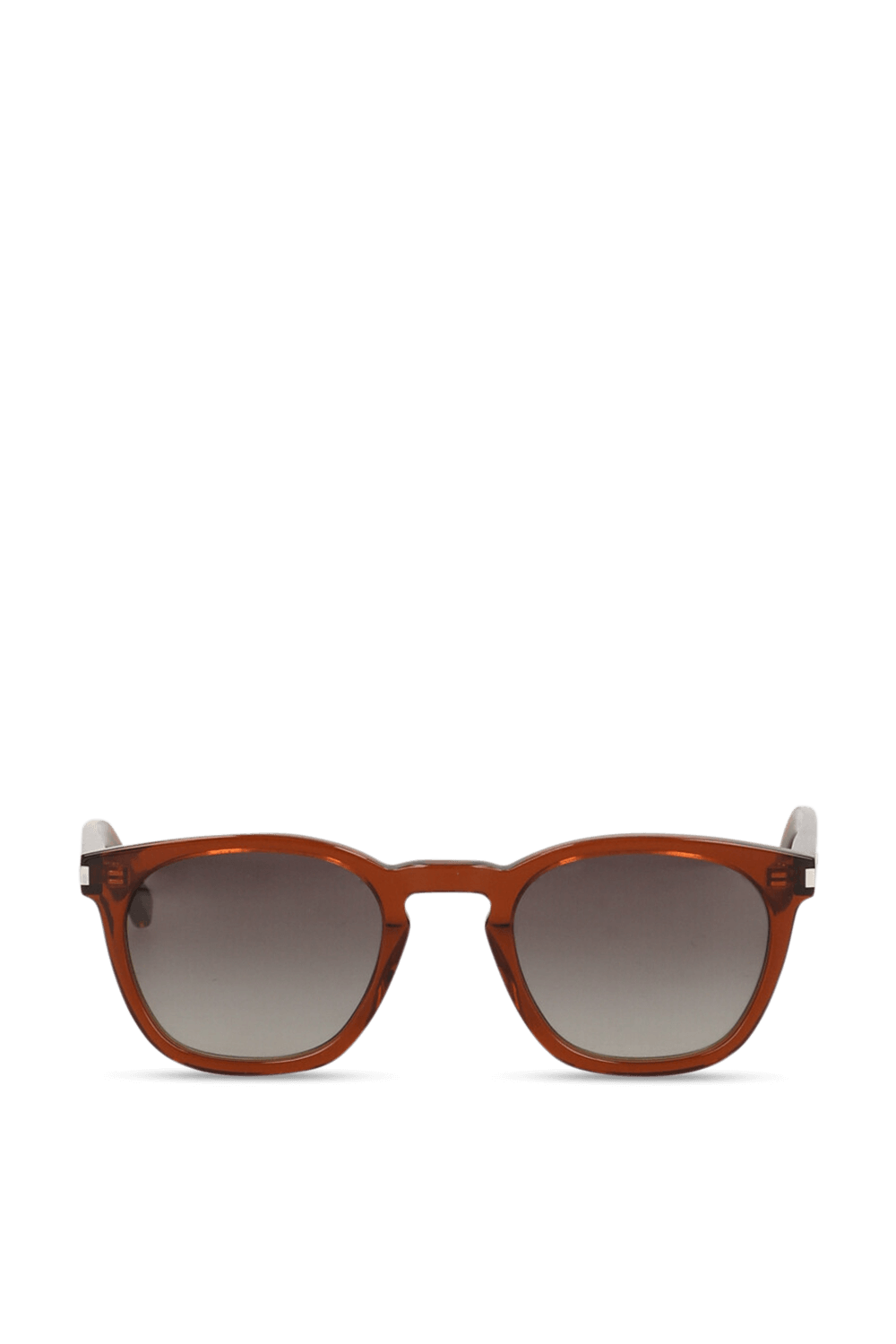 תמונה קידמית של משקפי שמש