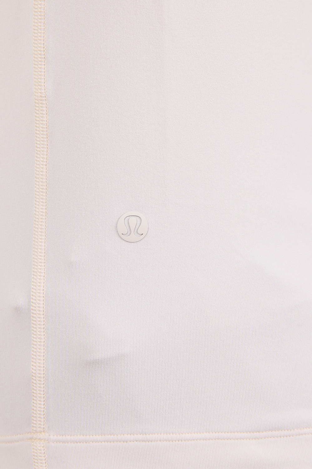 תמונת תקריב דוגמן של Soft Jersey Half Zip