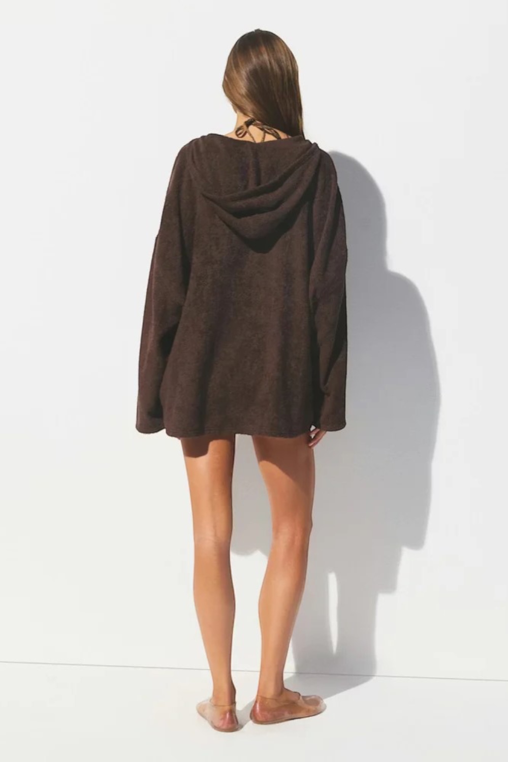 תמונת דוגמן אחורית של OVERSIZED HOODIE