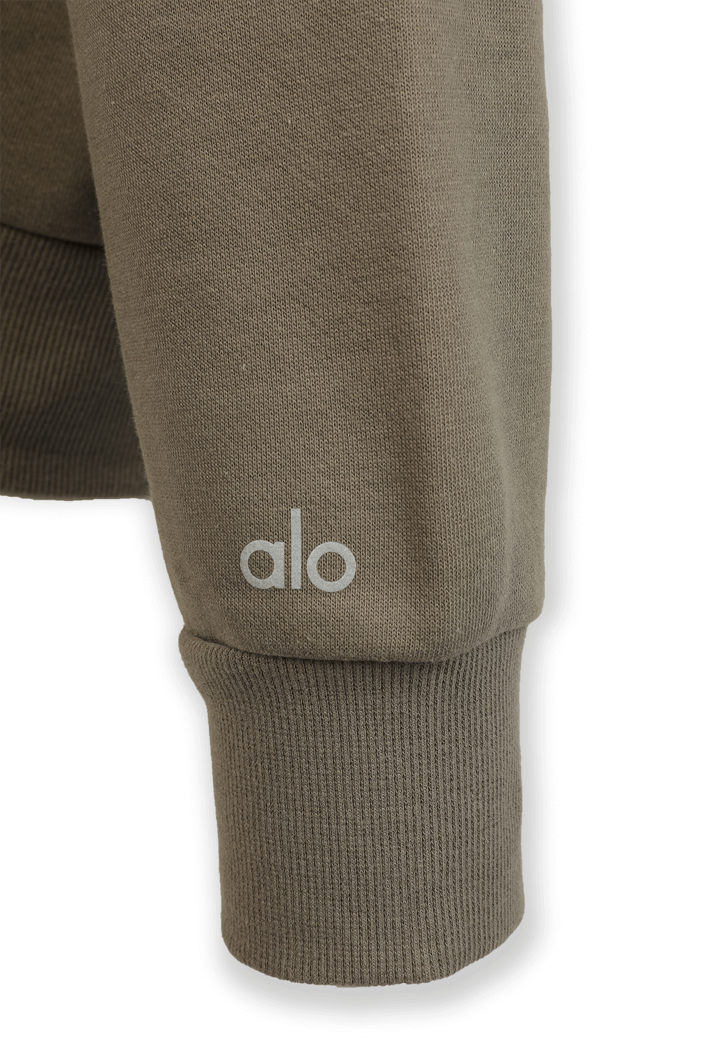 תמונת תקריב של סווטשירט קפפוצ'ון עם לוגו