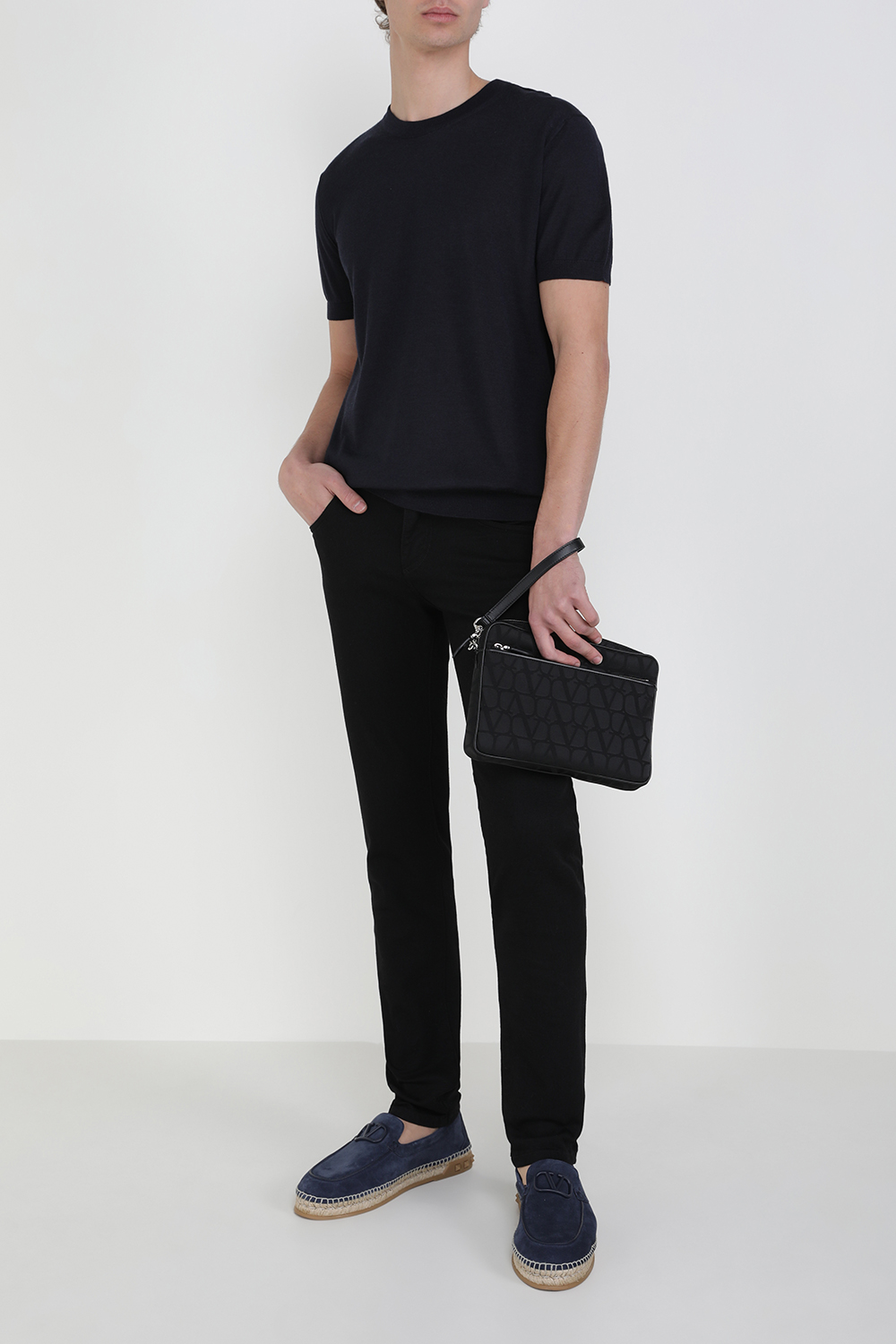 תמונת דוגמן קידמית של תיק קלאץ'