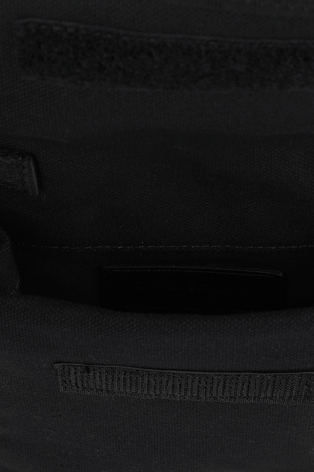 תמונת פנים של Logo Phonebag in Black