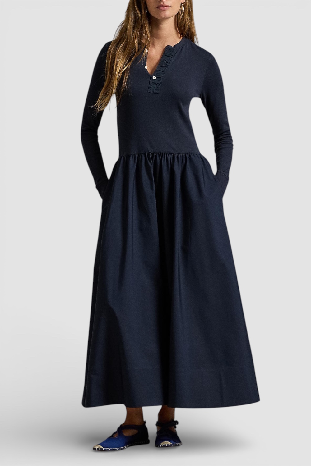 תמונת דוגמן קידמית של שמלת מקסי