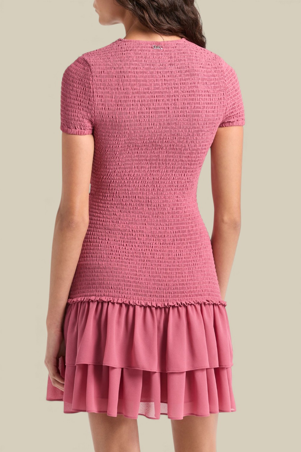 תמונת דוגמן אחורית של שמלת מיני