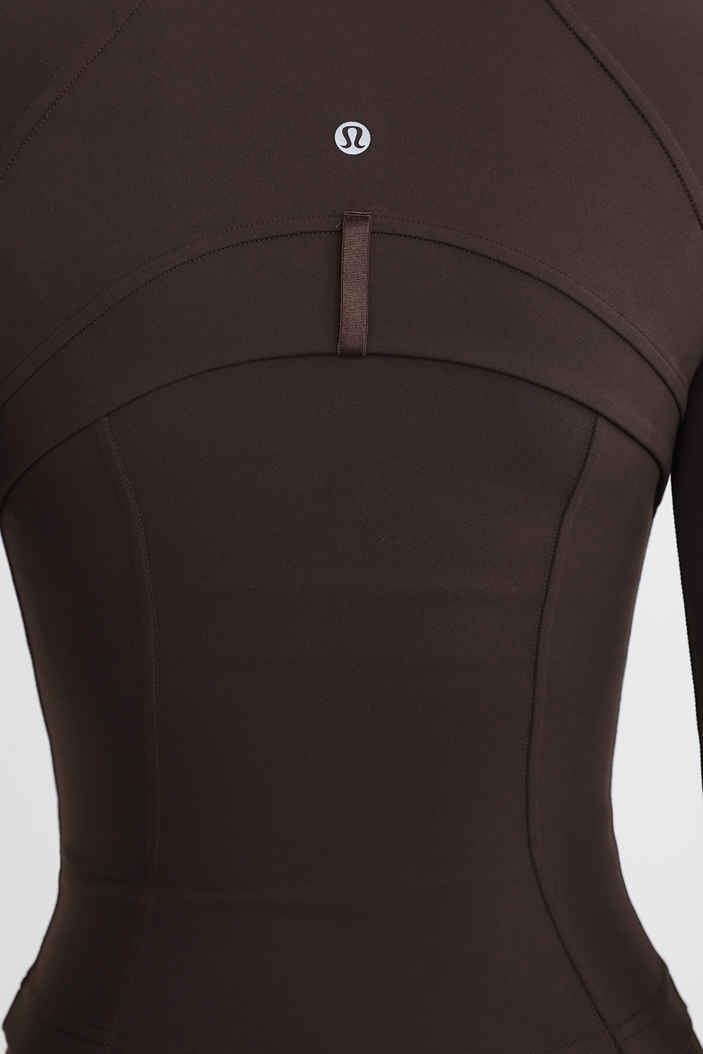 תמונת תקריב דוגמן של Cropped Define Jacket *Nulu