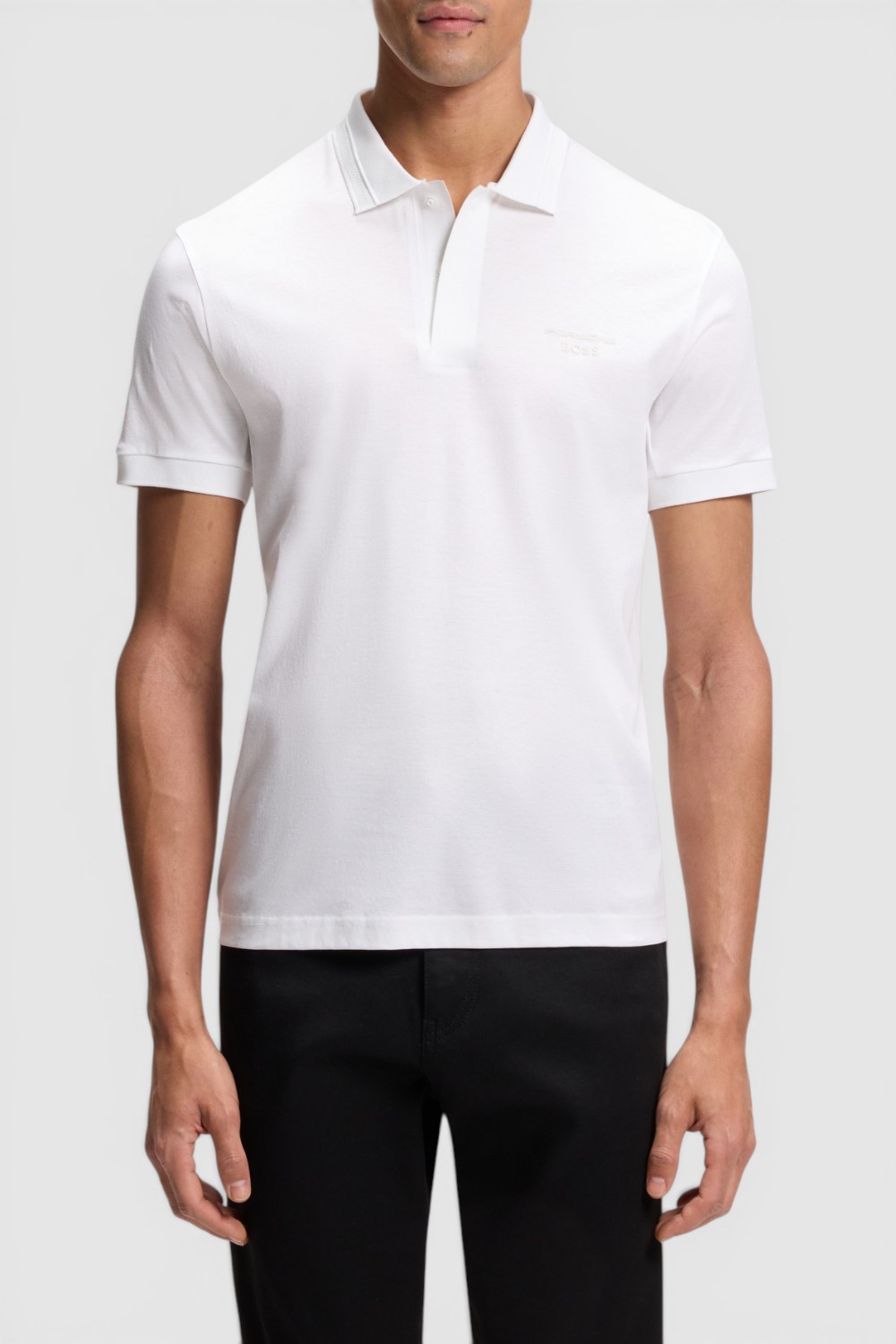 תמונת דוגמן קידמית של חולצת פולו בוס X פורשה