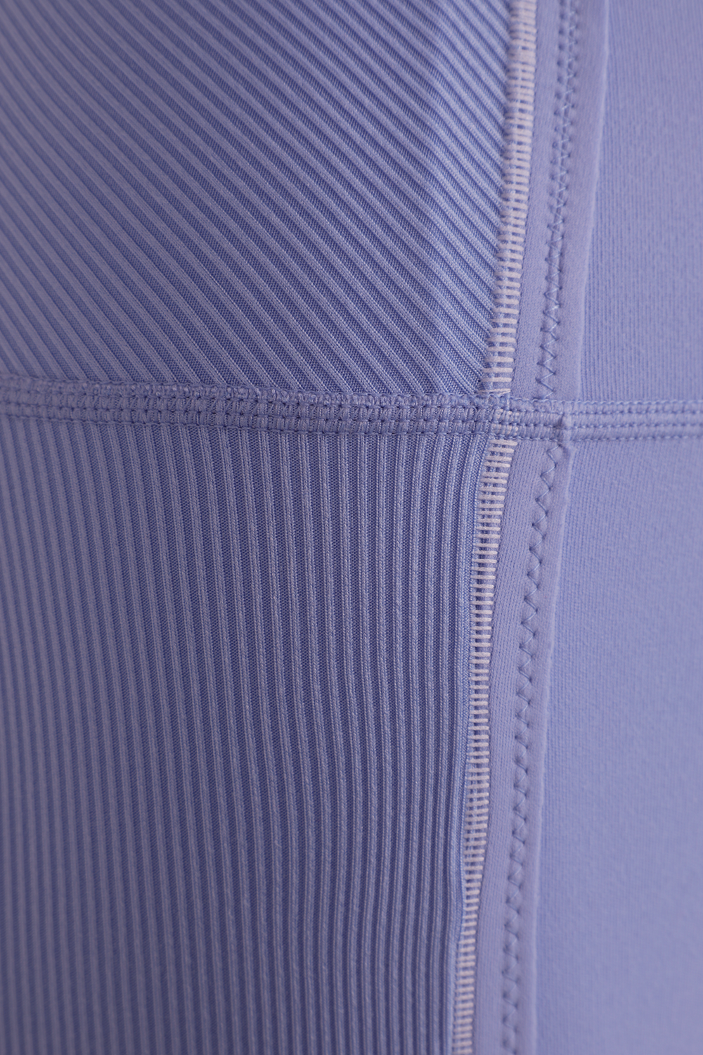 מכנסי טייץ יוגה לוקס דריי פיט בגוון כחול NIKE